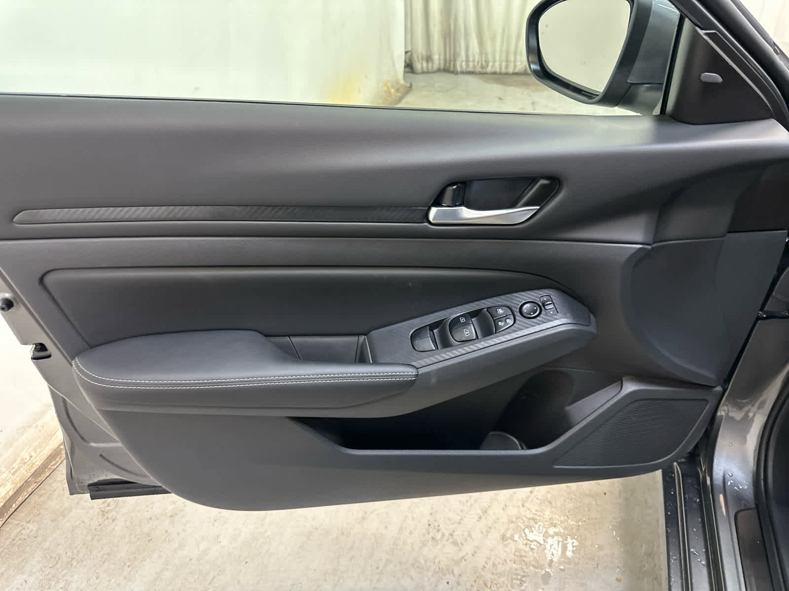 New 2025 Nissan Altima 2.5 SV AWD/4WD image 20