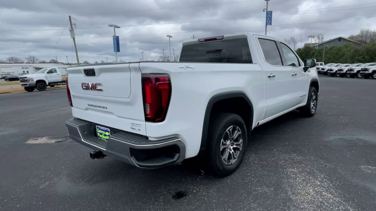 Used 2024 GMC Sierra 1500 SLT AWD/4WD image 8