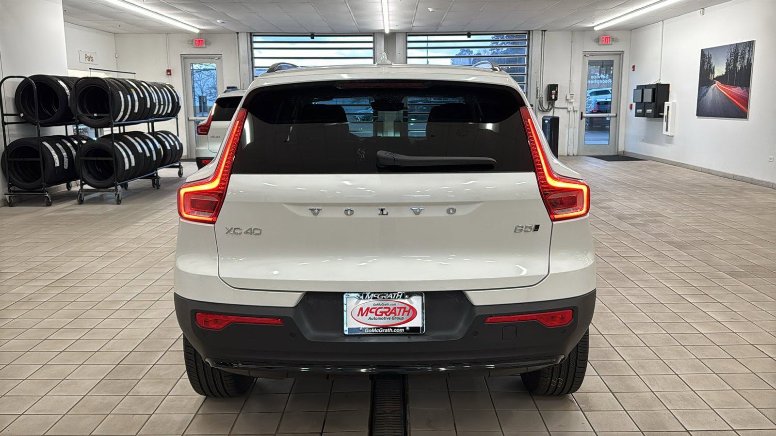 Used 2026 Volvo XC40 B5 Plus w/ Protection Package Premier AWD/4WD image 6