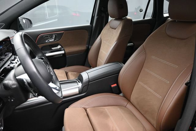 Used 2025 Mercedes-Benz GLA 35 AMG 4MATIC image 18