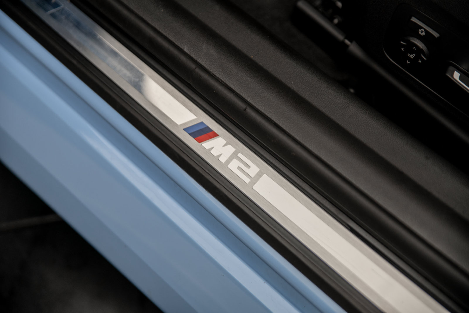 Used 2026 BMW M2 w/ Lighting Package RWD image 18