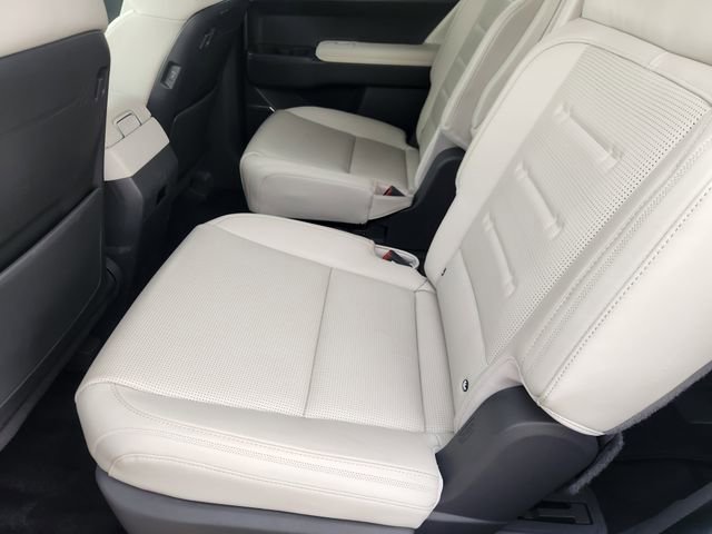 Used 2024 Hyundai Santa Fe Calligraphy FWD image 30