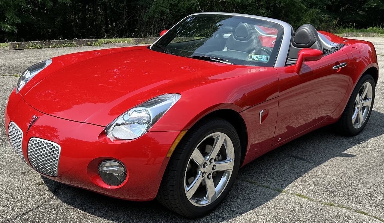 Used 2006 Pontiac Solstice Convertible w/ Premium Package RWD image 22