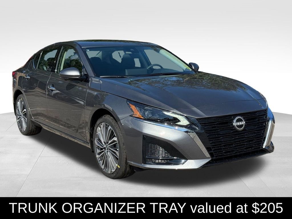 New 2025 Nissan Altima 2.5 SL image 9