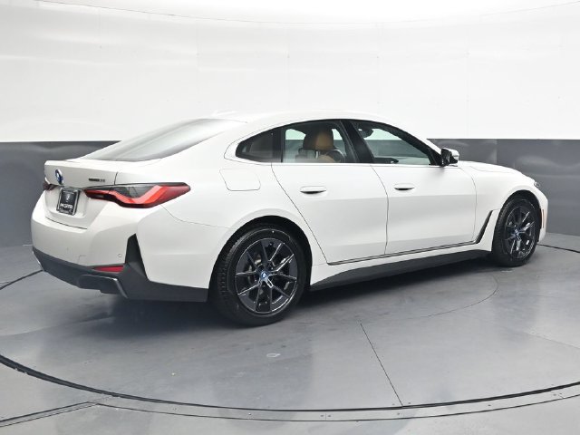 Certified 2024 BMW i4 eDrive35 w/ Premium Package RWD image 4