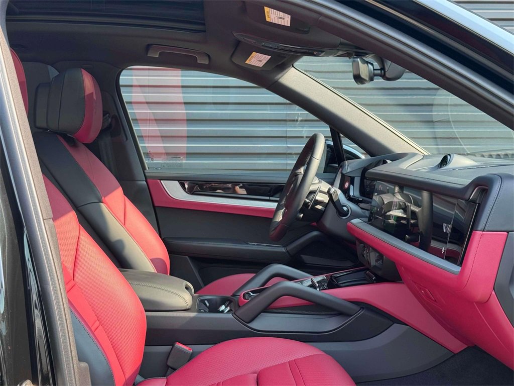 New 2025 Porsche Cayenne S image 16