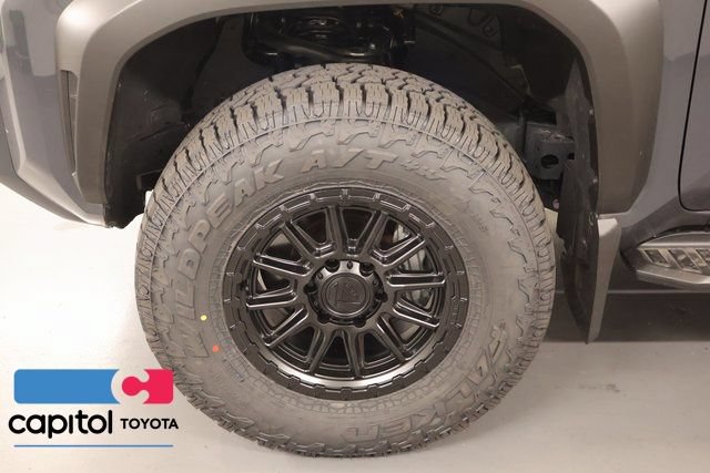 Certified 2026 Toyota 4Runner TRD Off-Road Premium AWD/4WD image 8