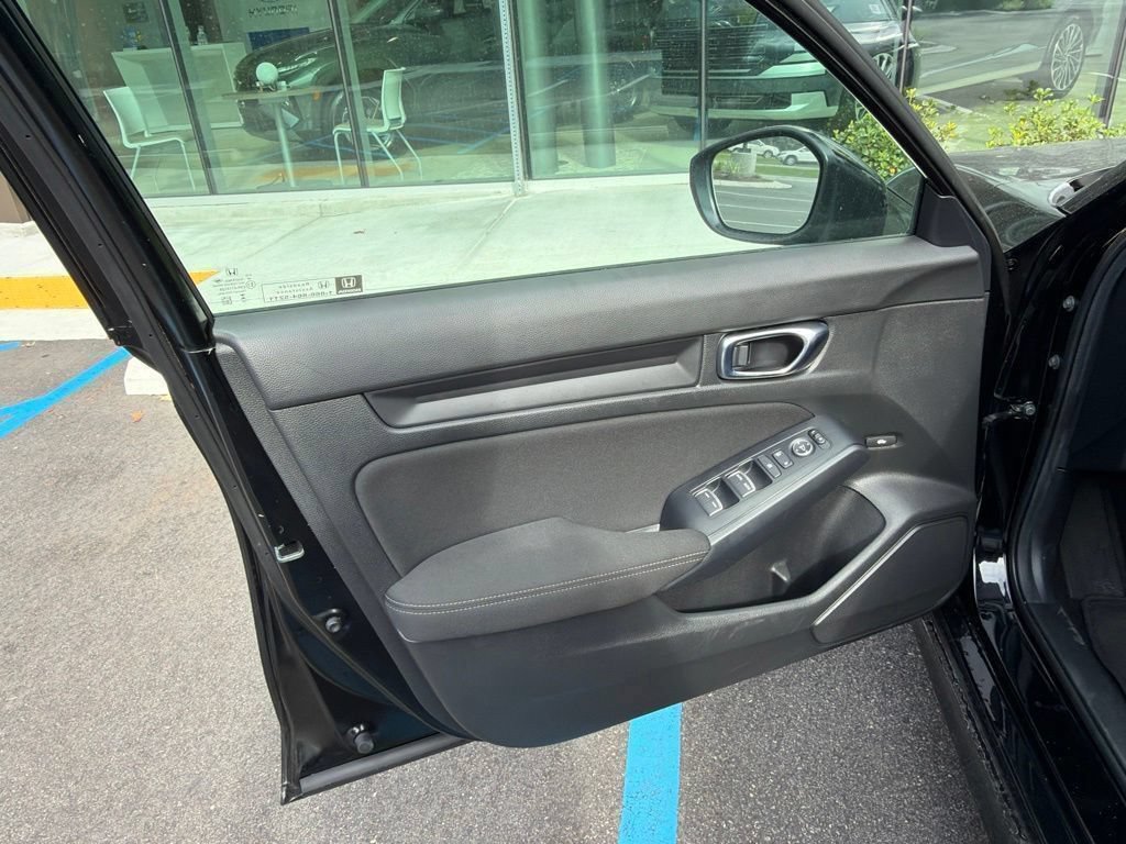 Used 2025 Honda Civic Sport image 8