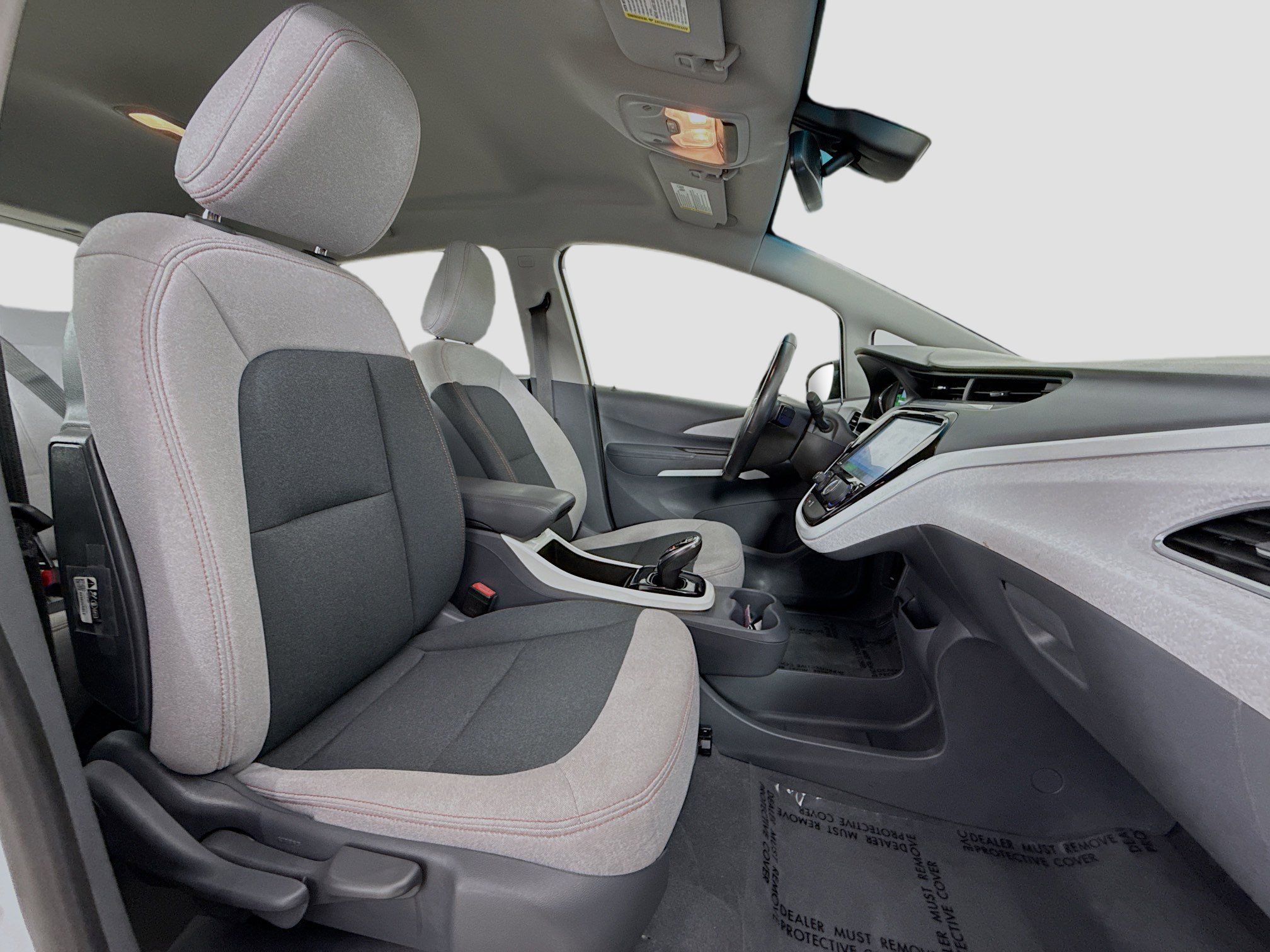 Used 2020 Chevrolet Bolt LT FWD image 28