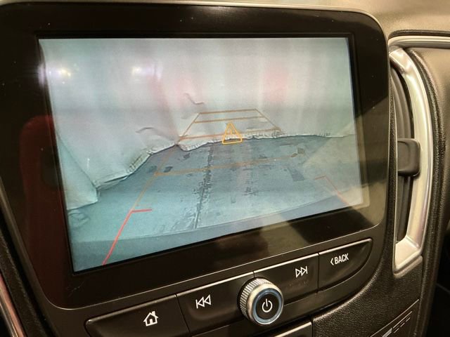 Used 2018 Chevrolet Malibu Premier w/ Premier Sun and Wheel Package image 26