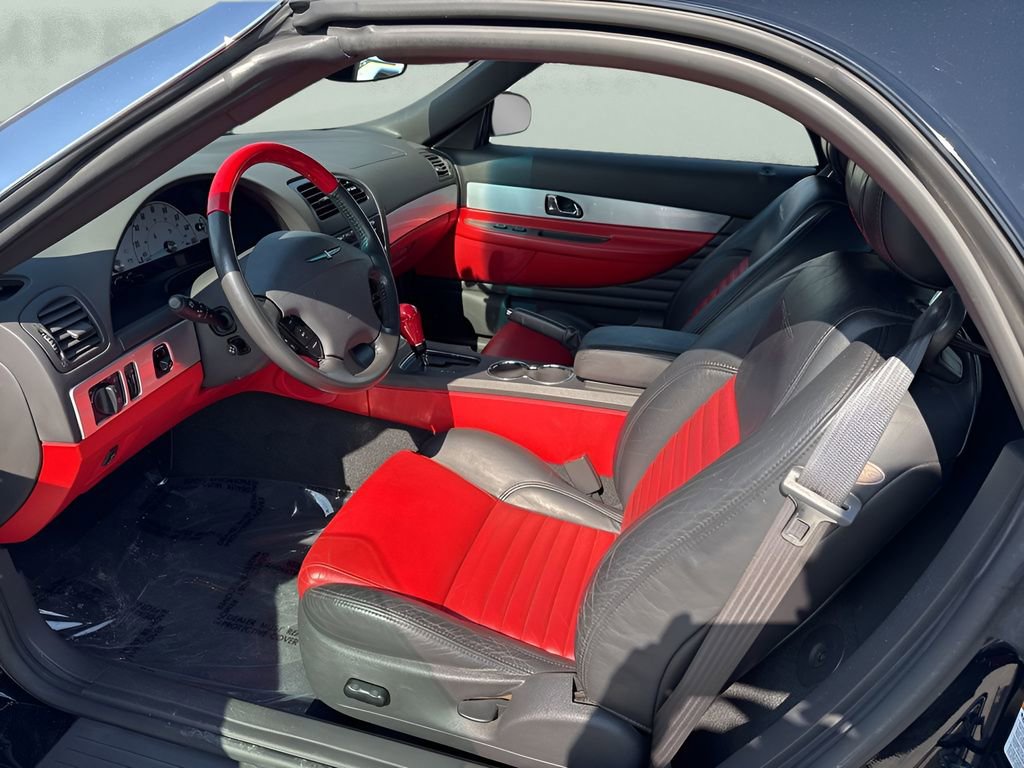 Used 2002 Ford Thunderbird image 9