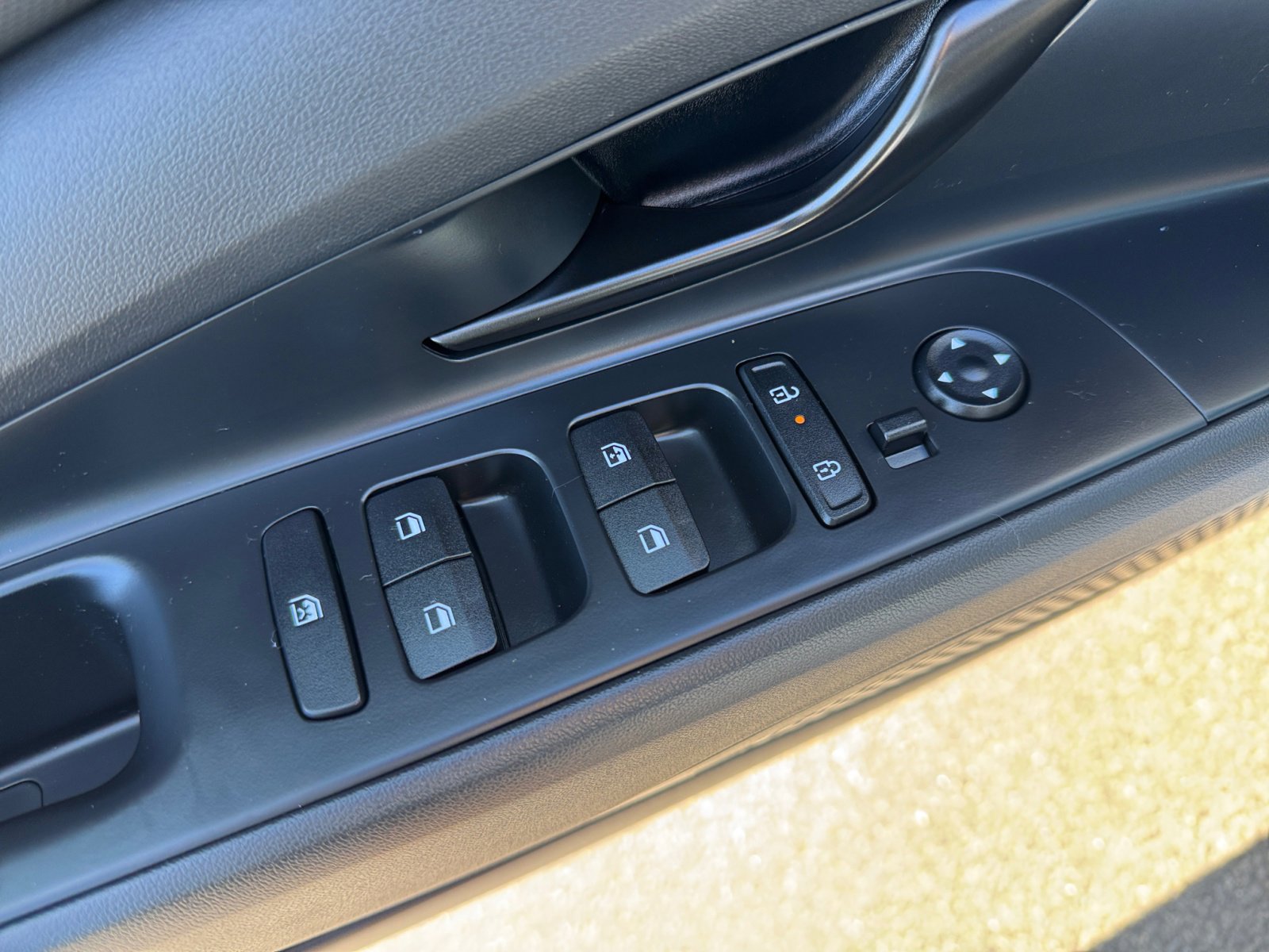 New 2025 Hyundai Elantra Sport image 18