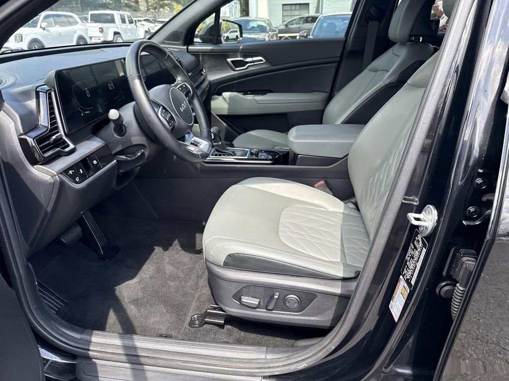 Used 2023 Kia Sportage X-Line w/ X-Line Premium Package AWD/4WD image 19