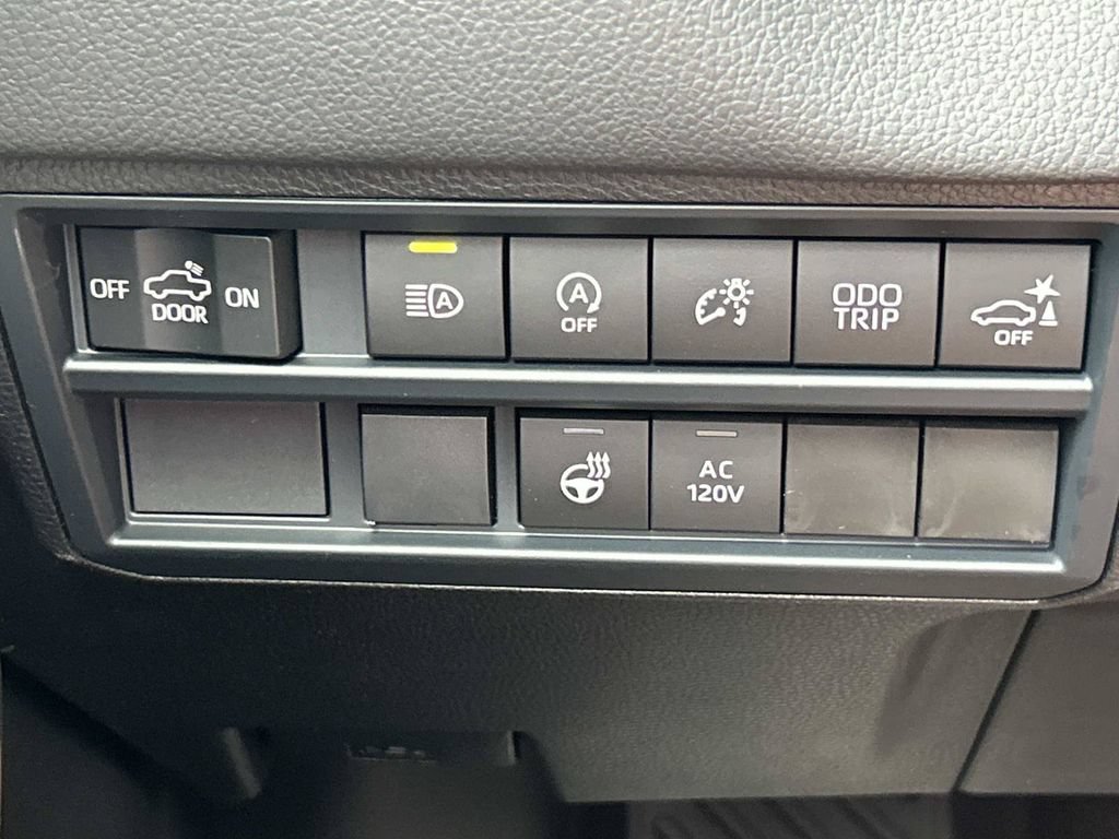 New 2026 Toyota Tundra Limited AWD/4WD image 28