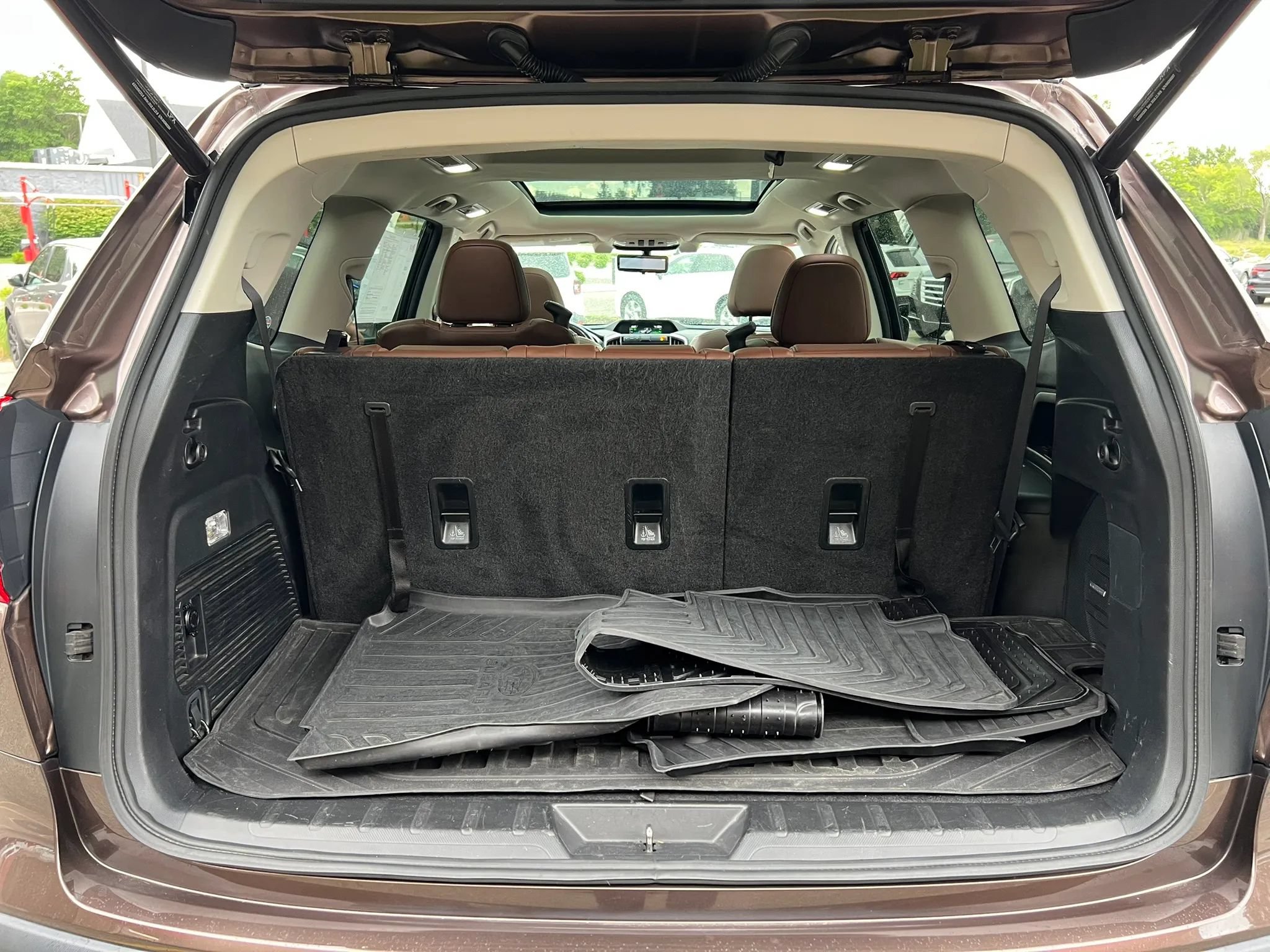 Used 2019 Subaru Ascent Touring AWD/4WD image 32
