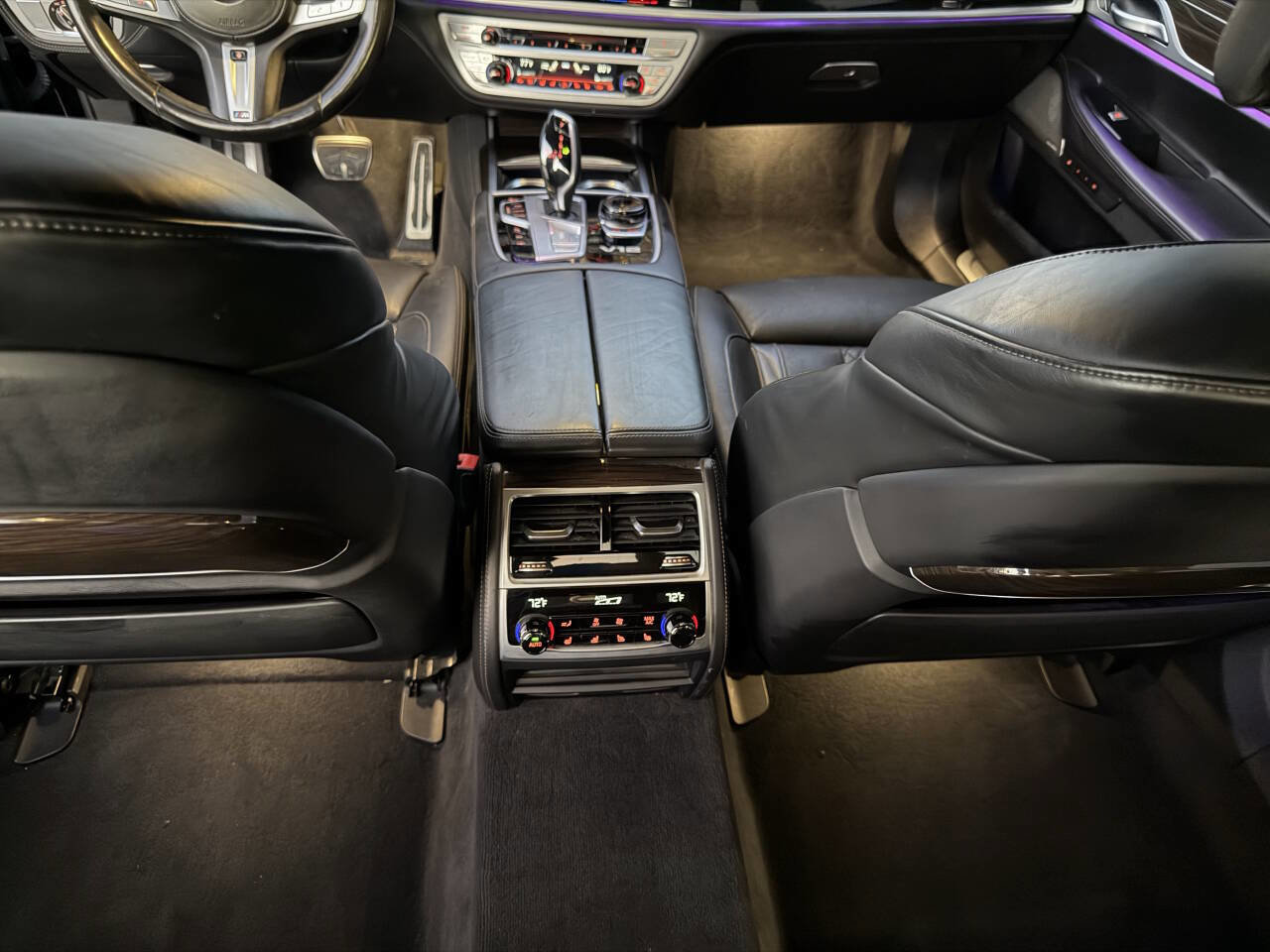 Used 2019 BMW M760i xDrive w/ Luxury Rear Seating Package AWD/4WD image 17