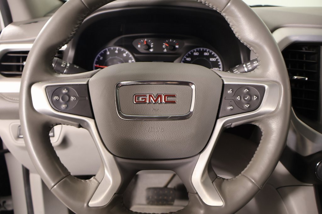 Used 2018 GMC Acadia SLE image 3
