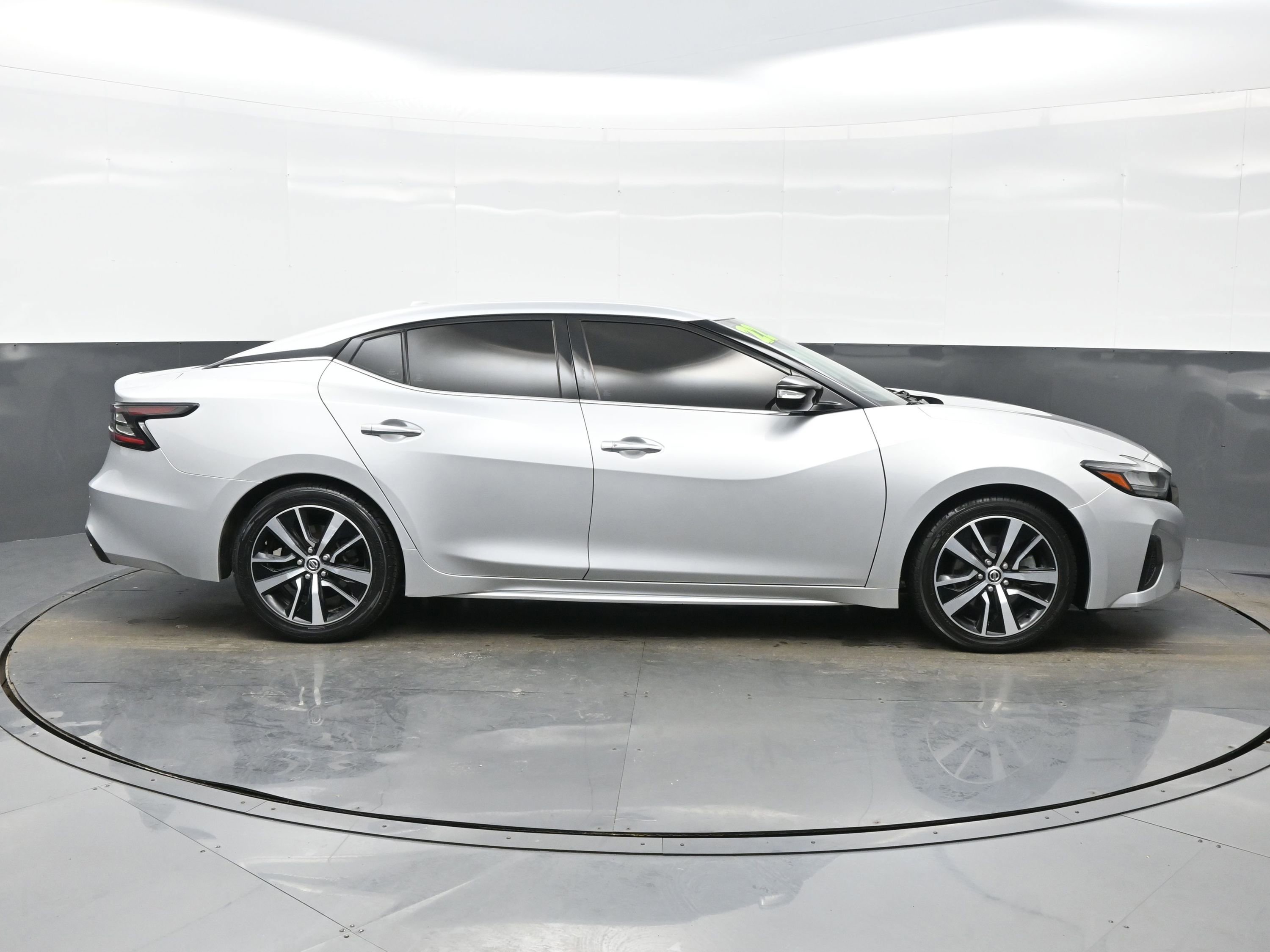 Used 2022 Nissan Maxima SV w/ Floor Mat Group image 7