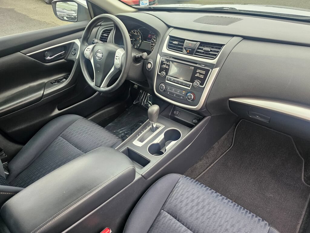 Used 2017 Nissan Altima 2.5 S w/ Power Driver Seat Package FWD image 28