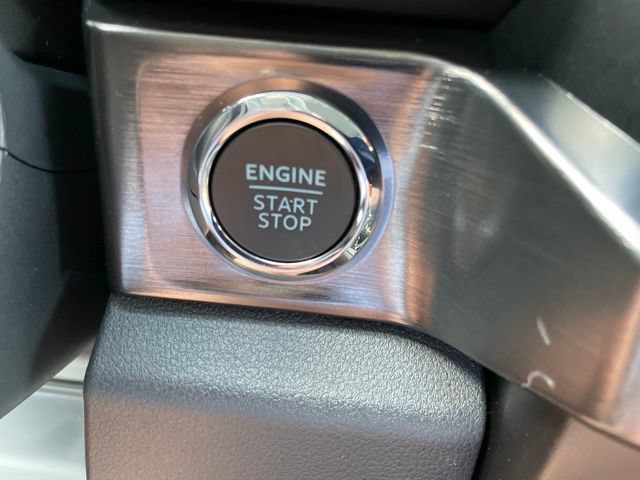 New 2026 Ford F250 Lariat w/ Tremor Off-Road Package AWD/4WD image 37