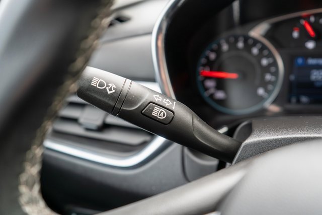 Used 2023 Chevrolet Equinox LT image 24