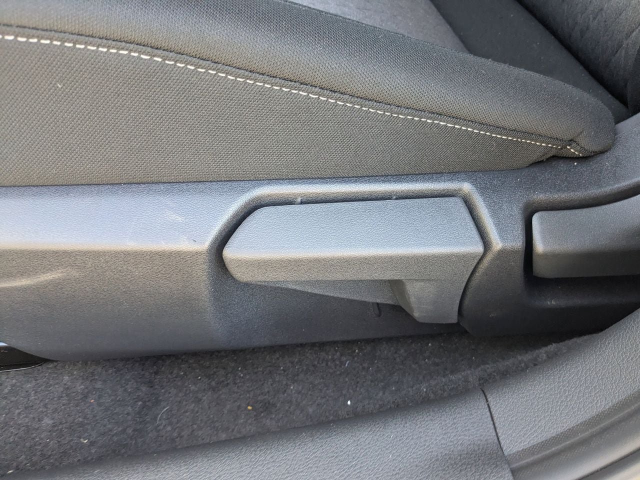 New 2026 Nissan Sentra SV w/ Floor Mat Package FWD image 13