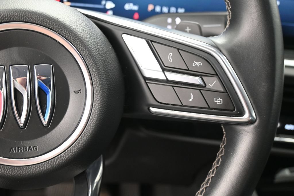 Used 2024 Buick Envision Preferred AWD/4WD image 37
