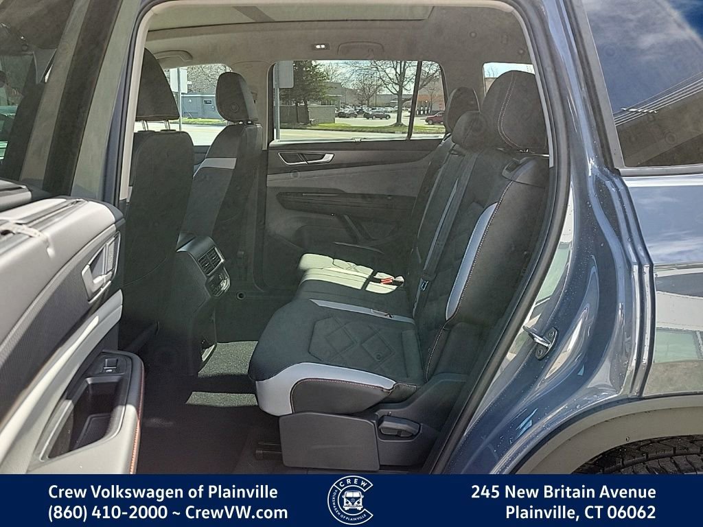 New 2026 Volkswagen Atlas Peak Edition image 14