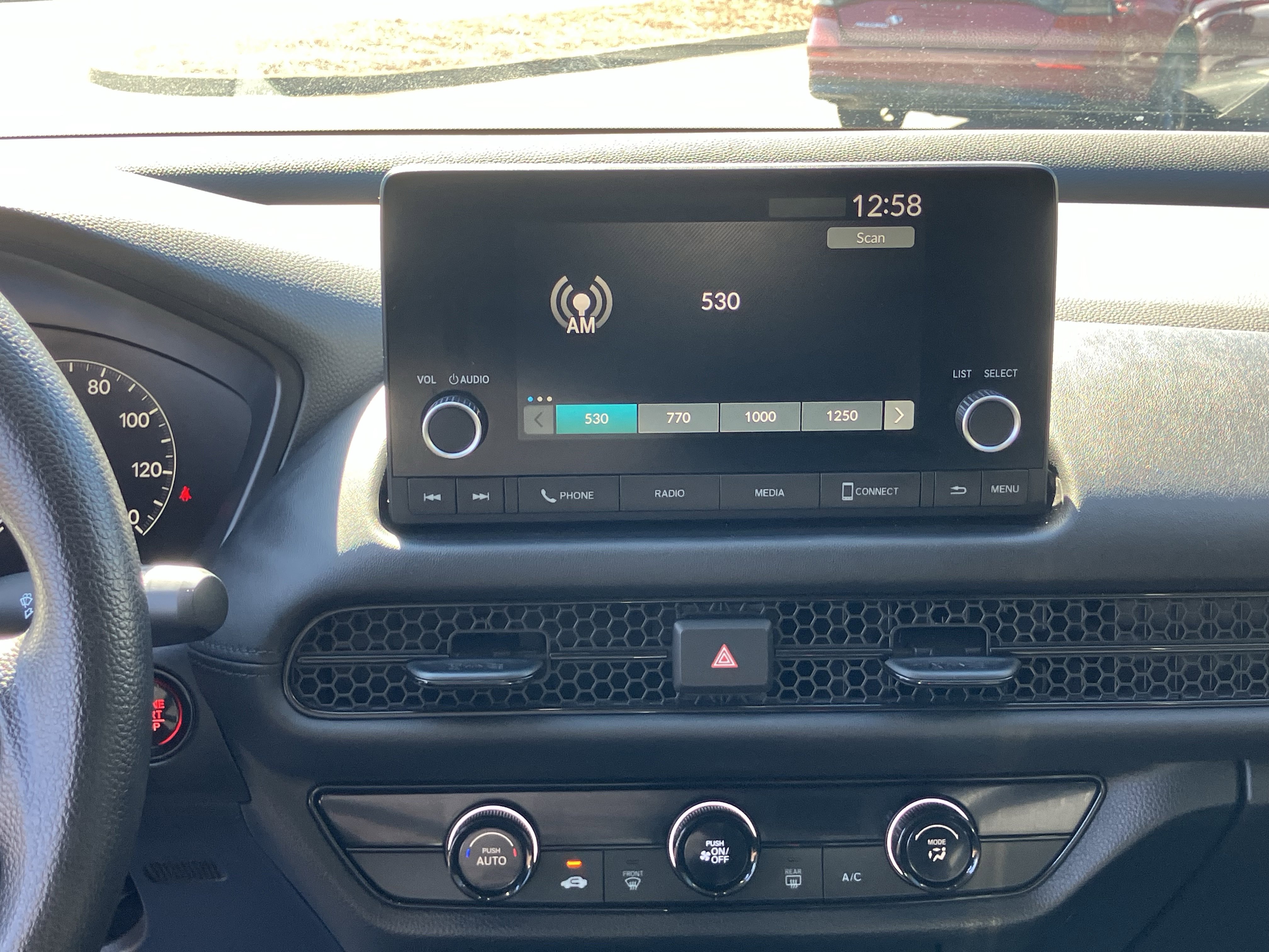 Certified 2024 Honda HR-V LX image 26