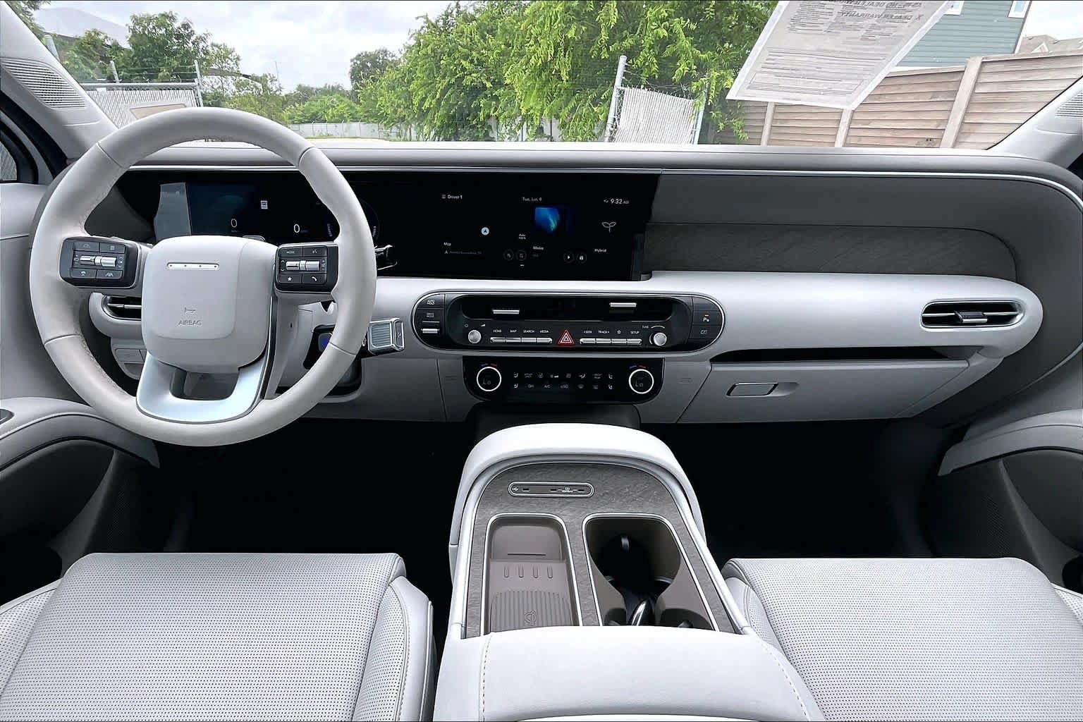 Used 2026 Hyundai Palisade SEL Premium FWD image 16