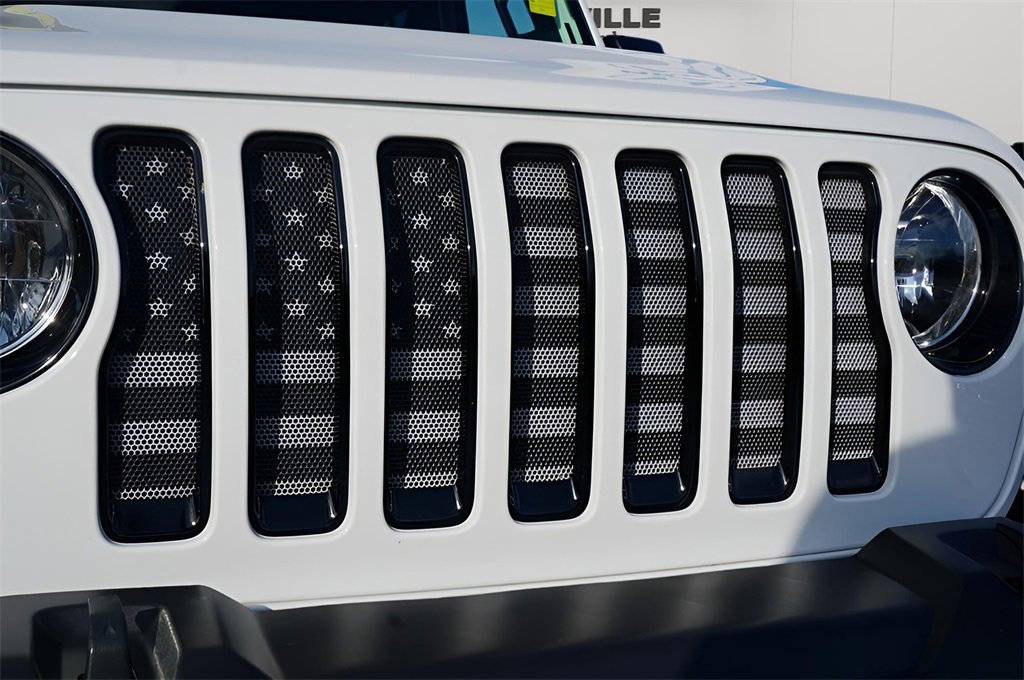 Used 2023 Jeep Wrangler Sahara image 6