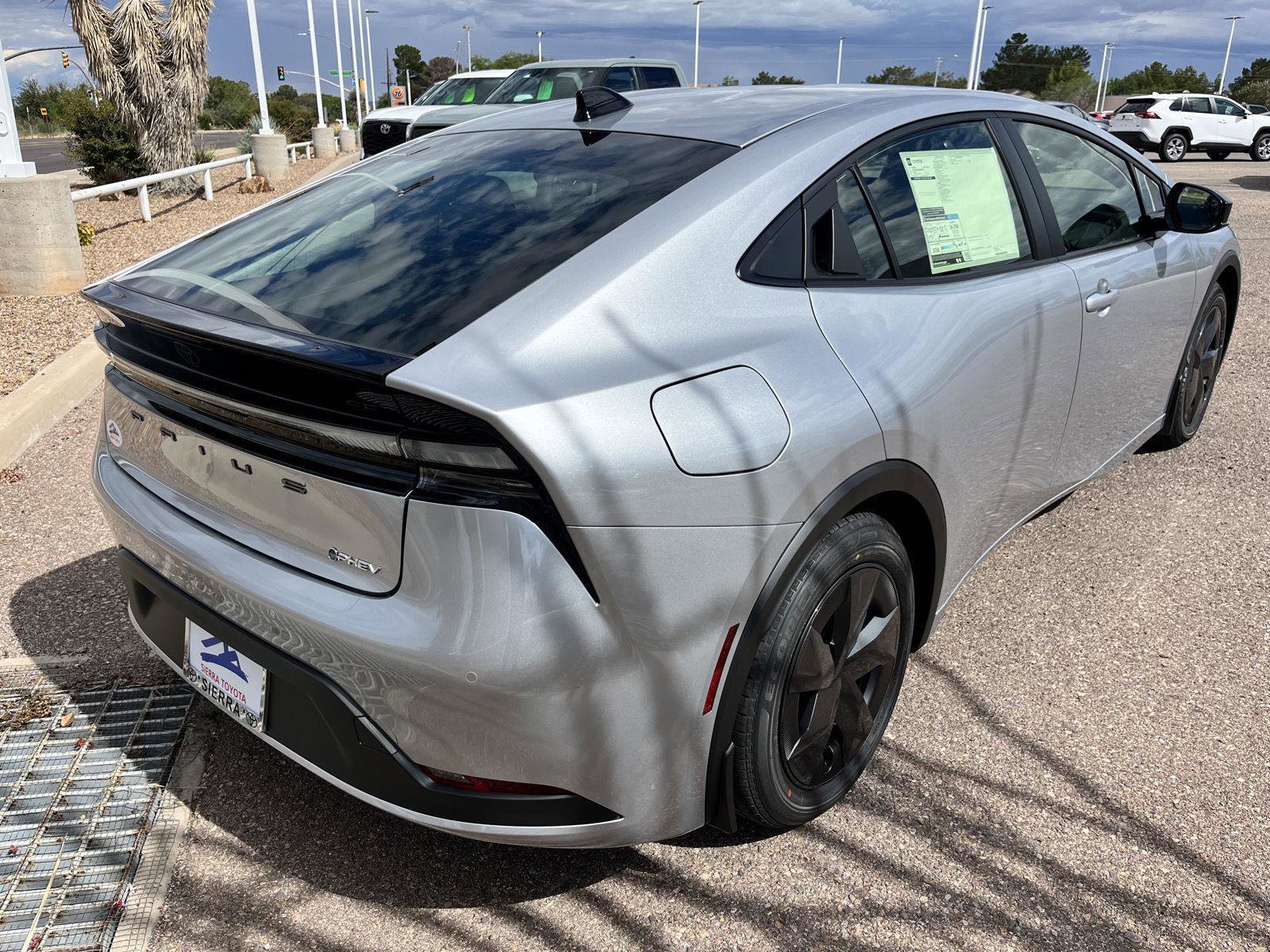 New 2026 Toyota Prius Plug-In Hybrid image 5