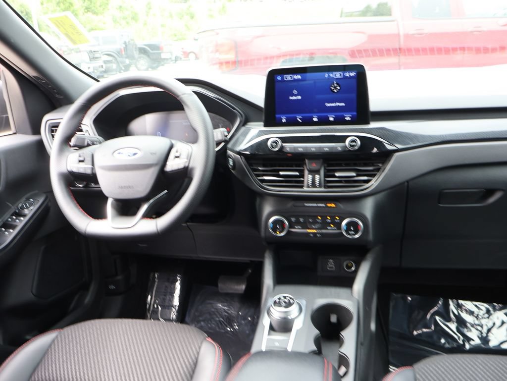 Certified 2025 Ford Escape ST-Line AWD/4WD image 14
