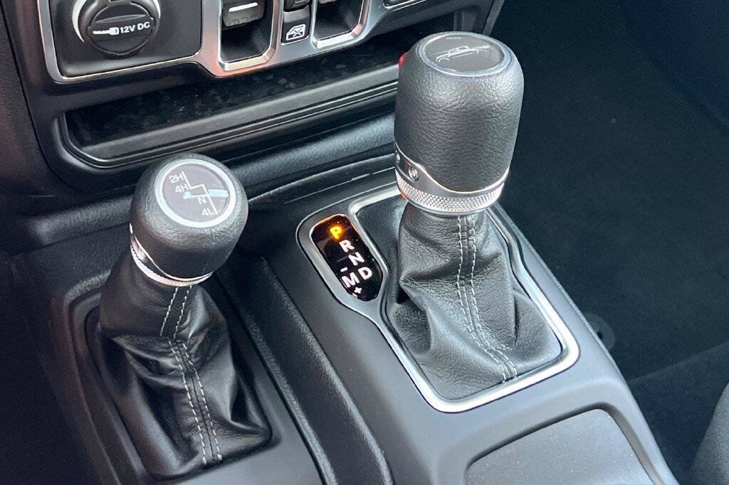 New 2026 Jeep Gladiator Sport AWD/4WD image 20