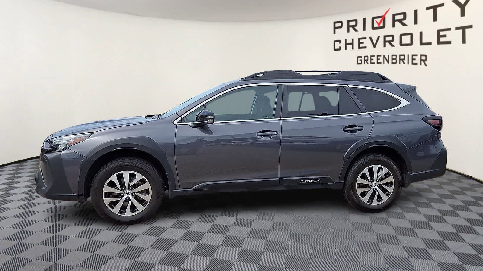 Used 2024 Subaru Outback Premium AWD/4WD image 5