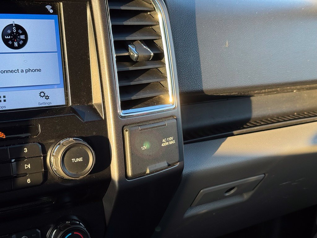 Used 2016 Ford F150 XLT w/ Equipment Group 302A Luxury AWD/4WD image 15