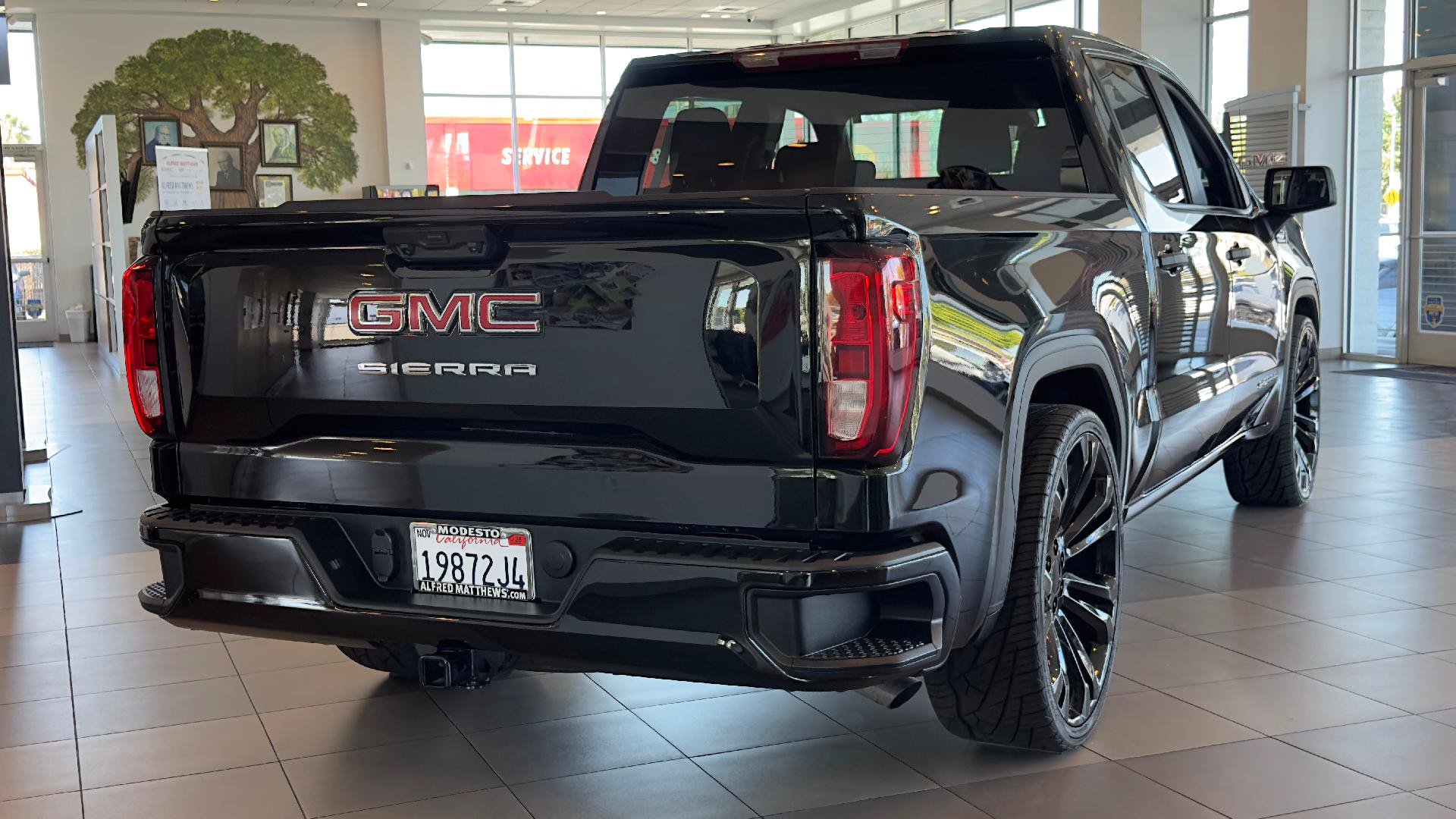 Used 2026 GMC Sierra 1500 Pro w/ Graphite Edition RWD image 4