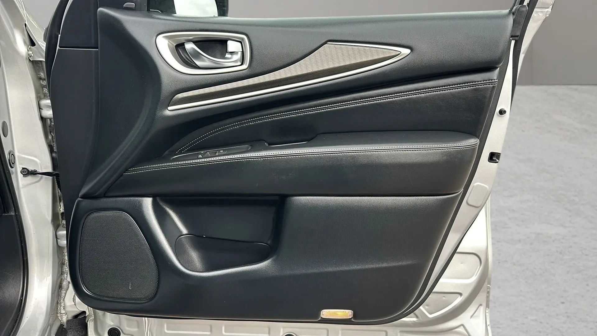 Used 2019 INFINITI QX60 Pure image 47