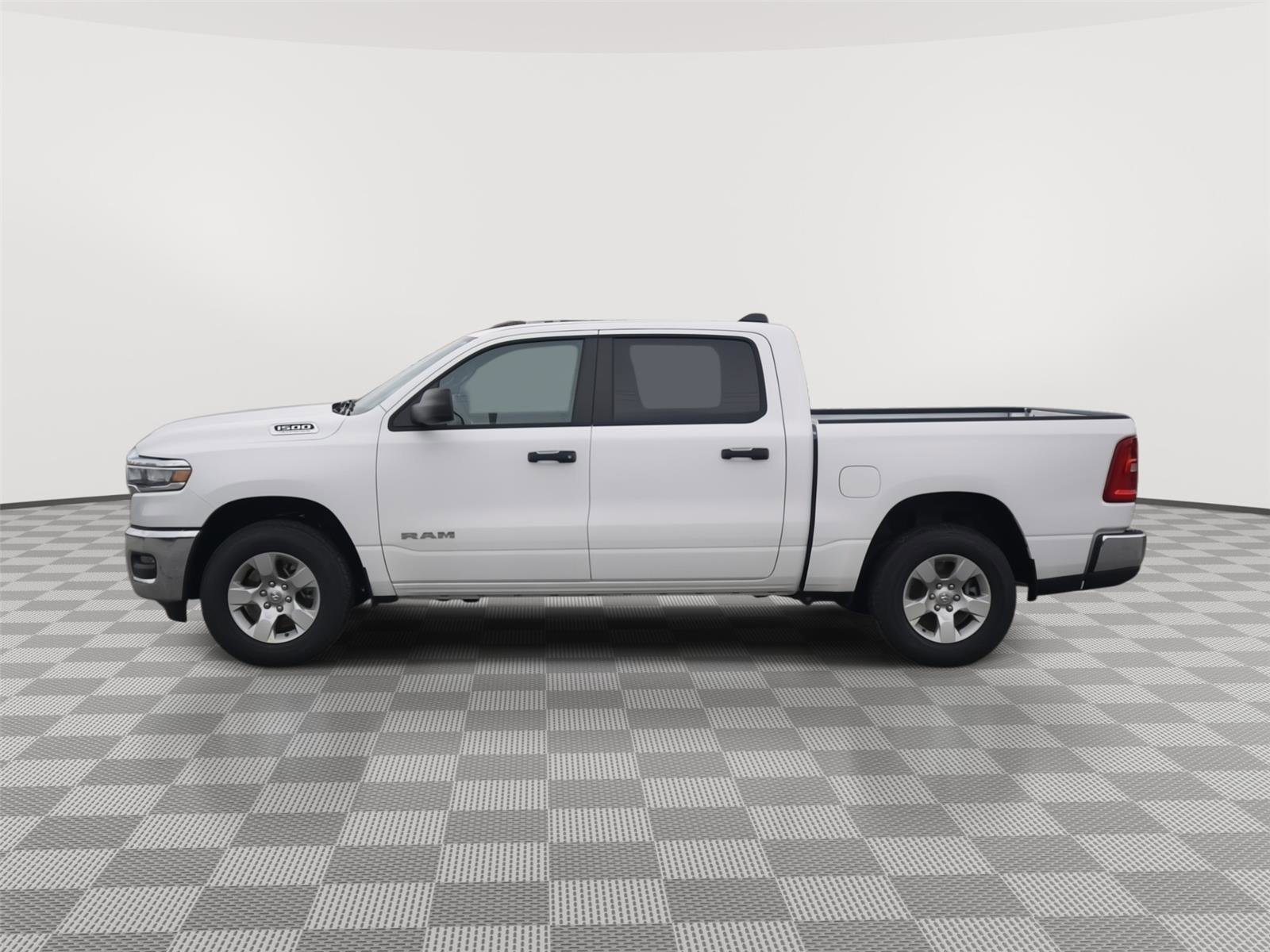 New 2026 RAM 1500 Big Horn AWD/4WD image 9