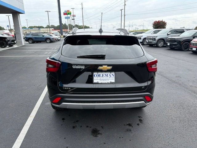 New 2026 Chevrolet Trax LT w/ LT Convenience Package FWD image 25