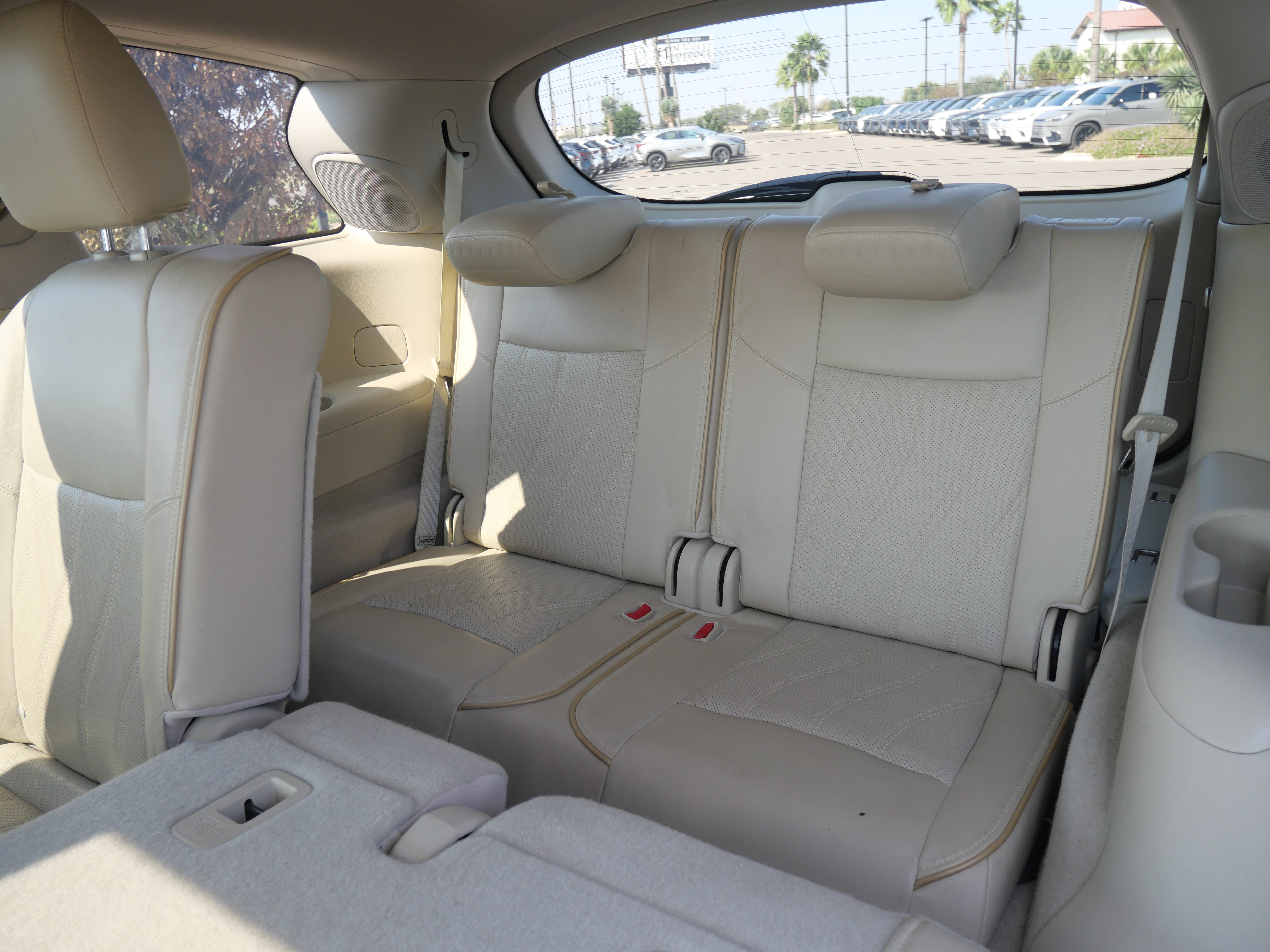 Used 2013 INFINITI JX35 AWD w/ Premium Pkg image 11