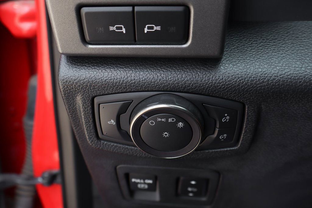 Used 2020 Ford F150 Raptor w/ Equipment Group 802A Luxury image 20