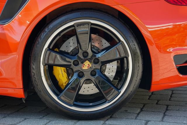 Used 2016 Porsche 911 4 Coupe AWD/4WD image 16