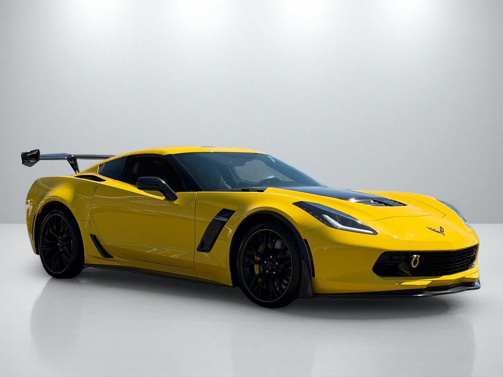 Used 2018 Chevrolet Corvette Z06 RWD image 10