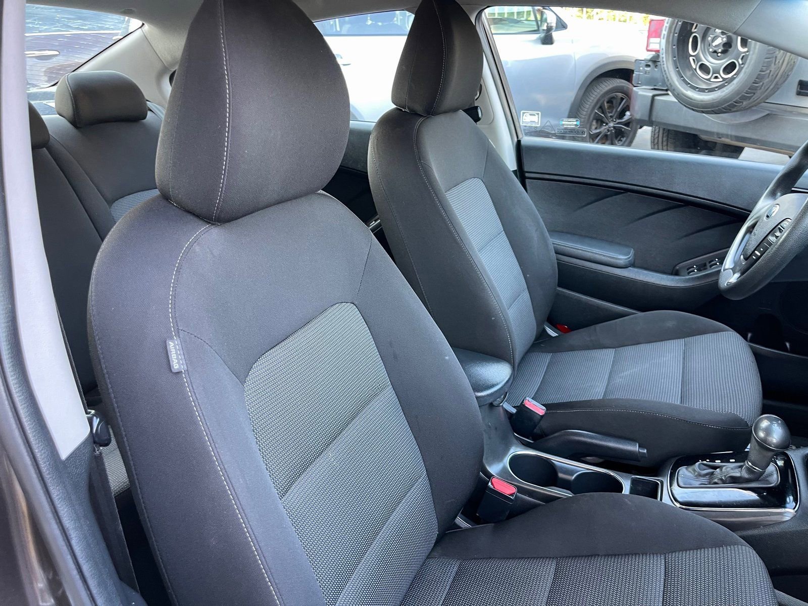 Used 2017 Kia Forte LX FWD image 21