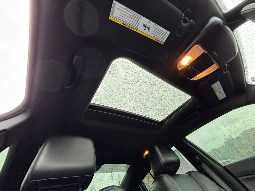 Used 2020 Dodge Charger SXT w/ Leather Interior Group image 29