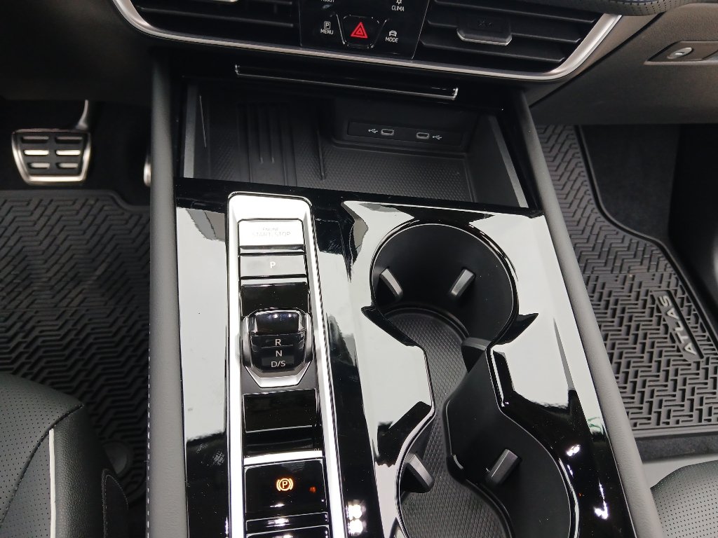 New 2026 Volkswagen Atlas SEL Premium R-Line AWD/4WD image 13