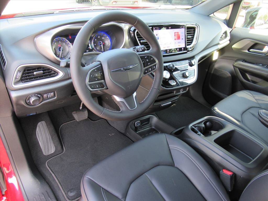 New 2026 Chrysler Voyager LX FWD image 14