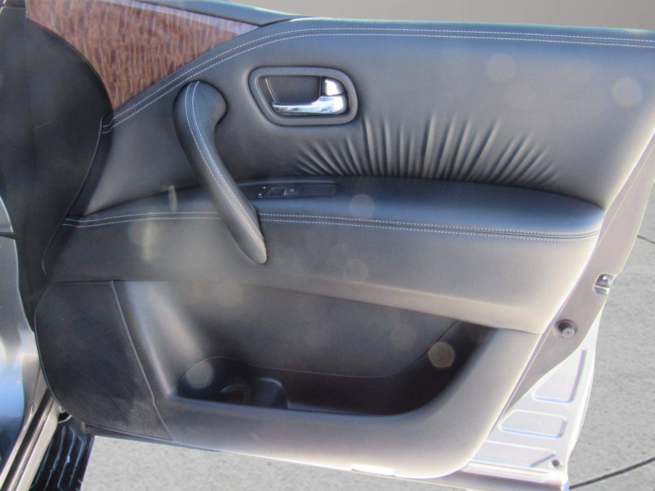 Used 2017 Nissan Armada Platinum w/ Captain Seat Package image 43