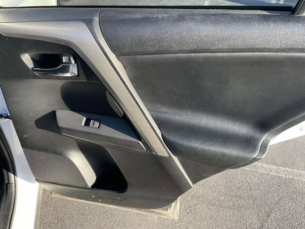 Used 2016 Toyota RAV4 XLE image 42